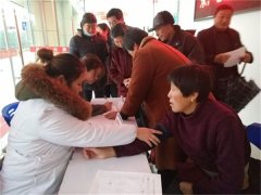 “诚信服务月”博爱社区公